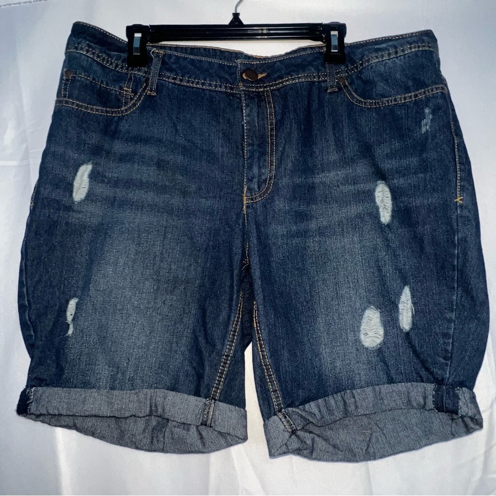 NWT: Faded Glory Women’s Bermuda Shorts
